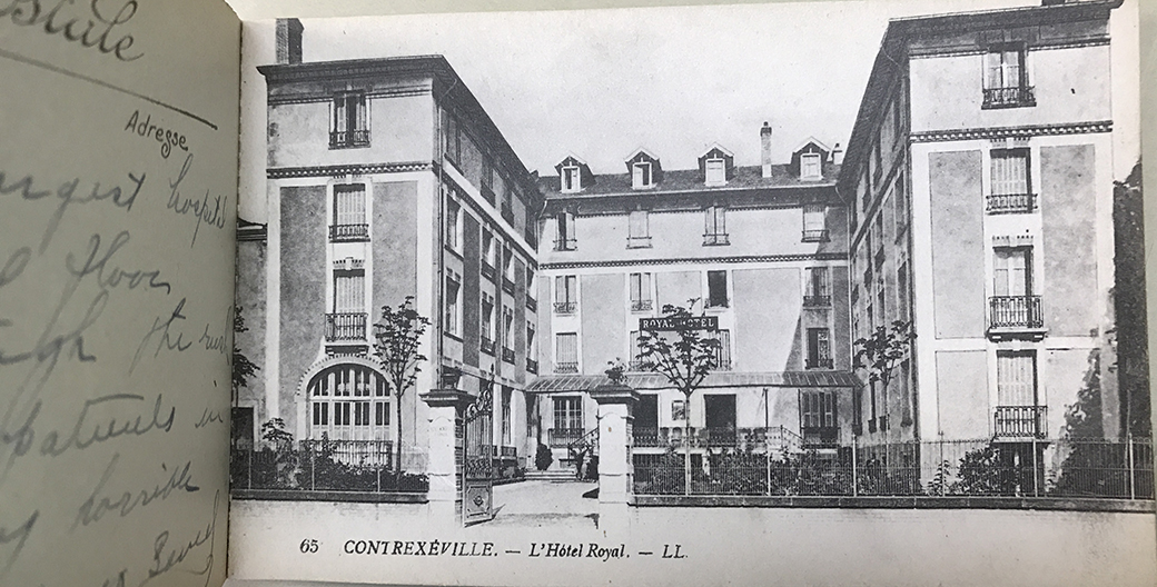 Hotel Royal - postcard image